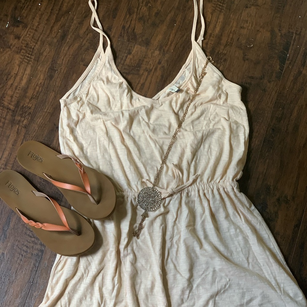 Roxy NWOT cream sundress size Medium